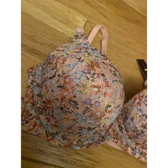 NWT No Boundaries, women's pink lace floral padded, adjustable straps size 34DD - Picture 2 of 4